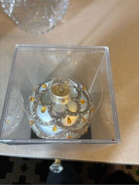 Source Unknown Silver and Gold Glass Holiday Ornament